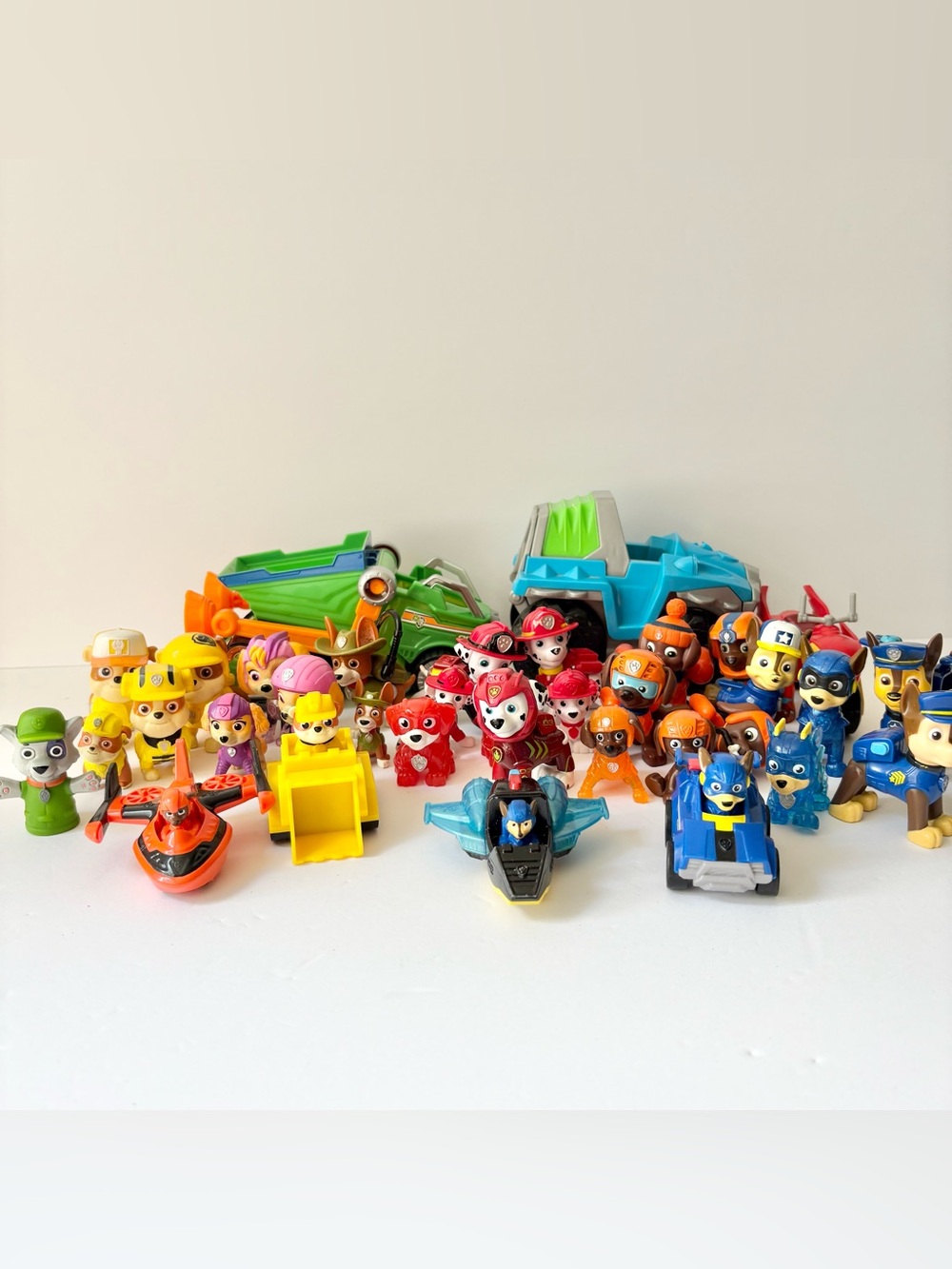 Paw Patrol Figures & Vehicles Lot